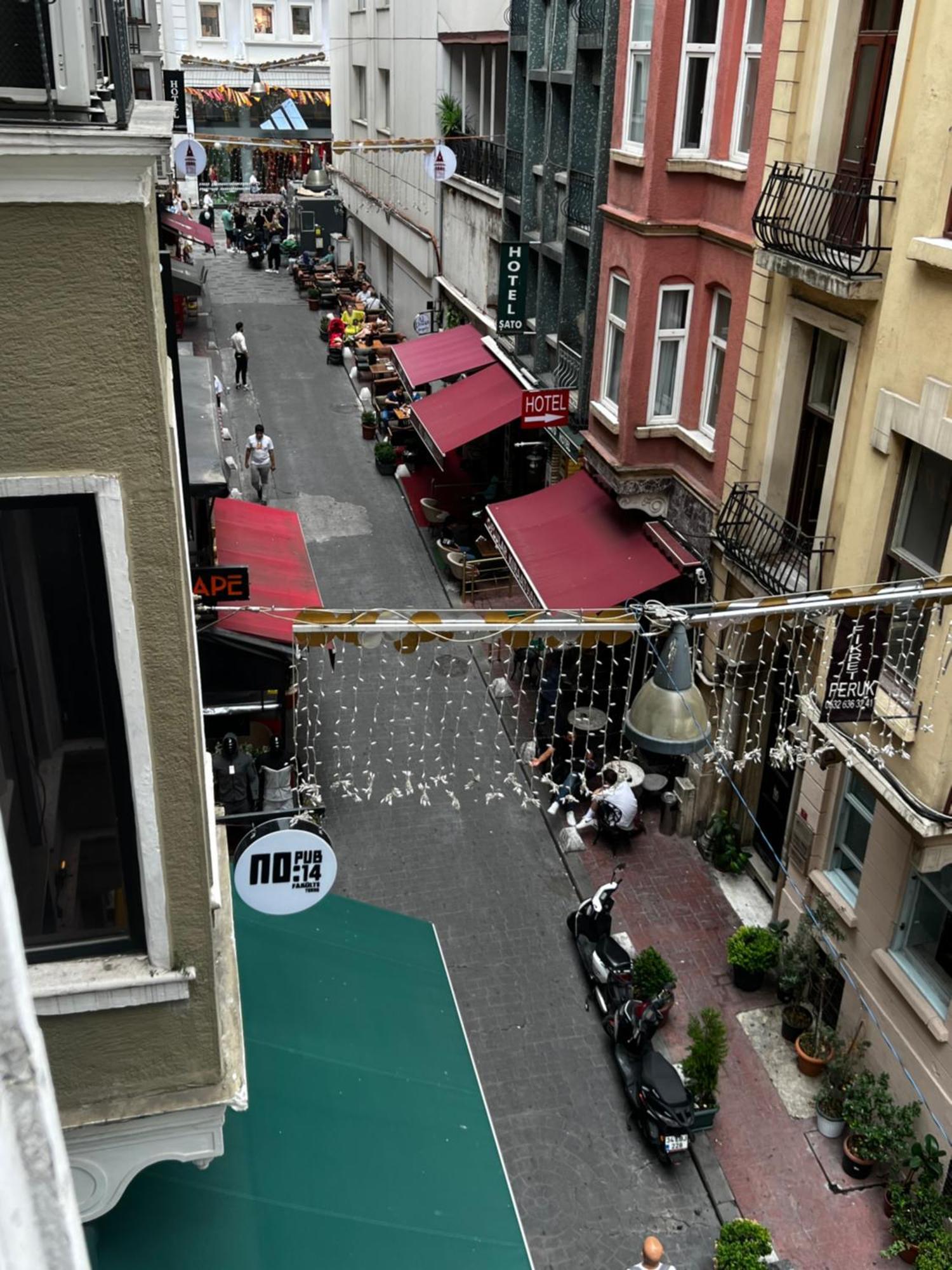 Konak In The Bar Street