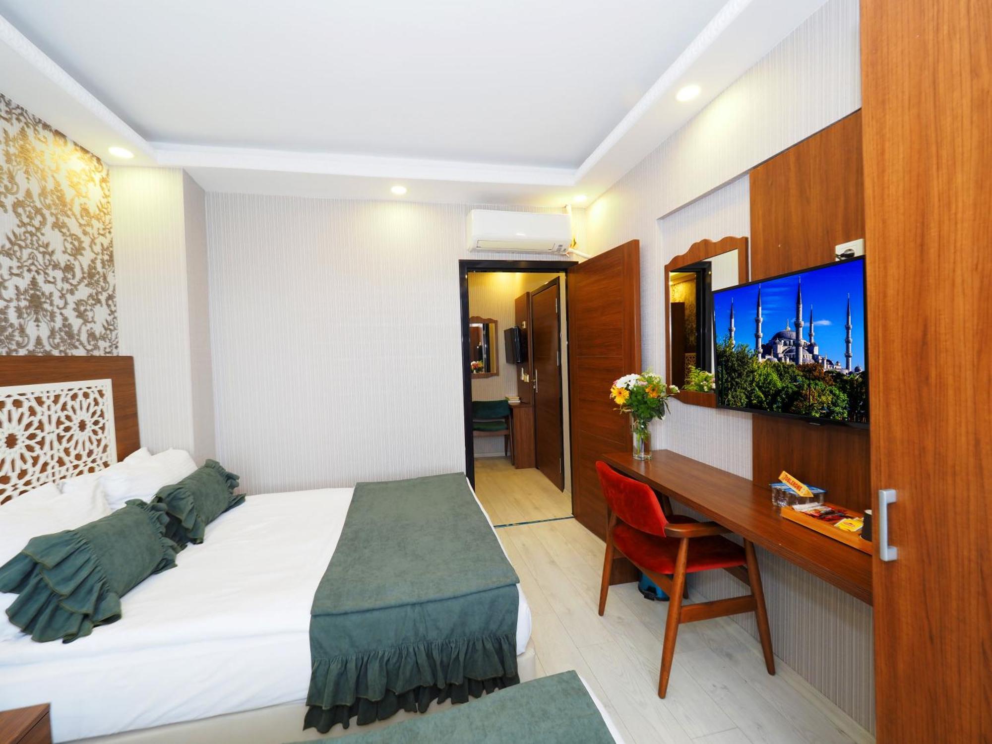 Nobel Old Town - Special Category Hotel 3*