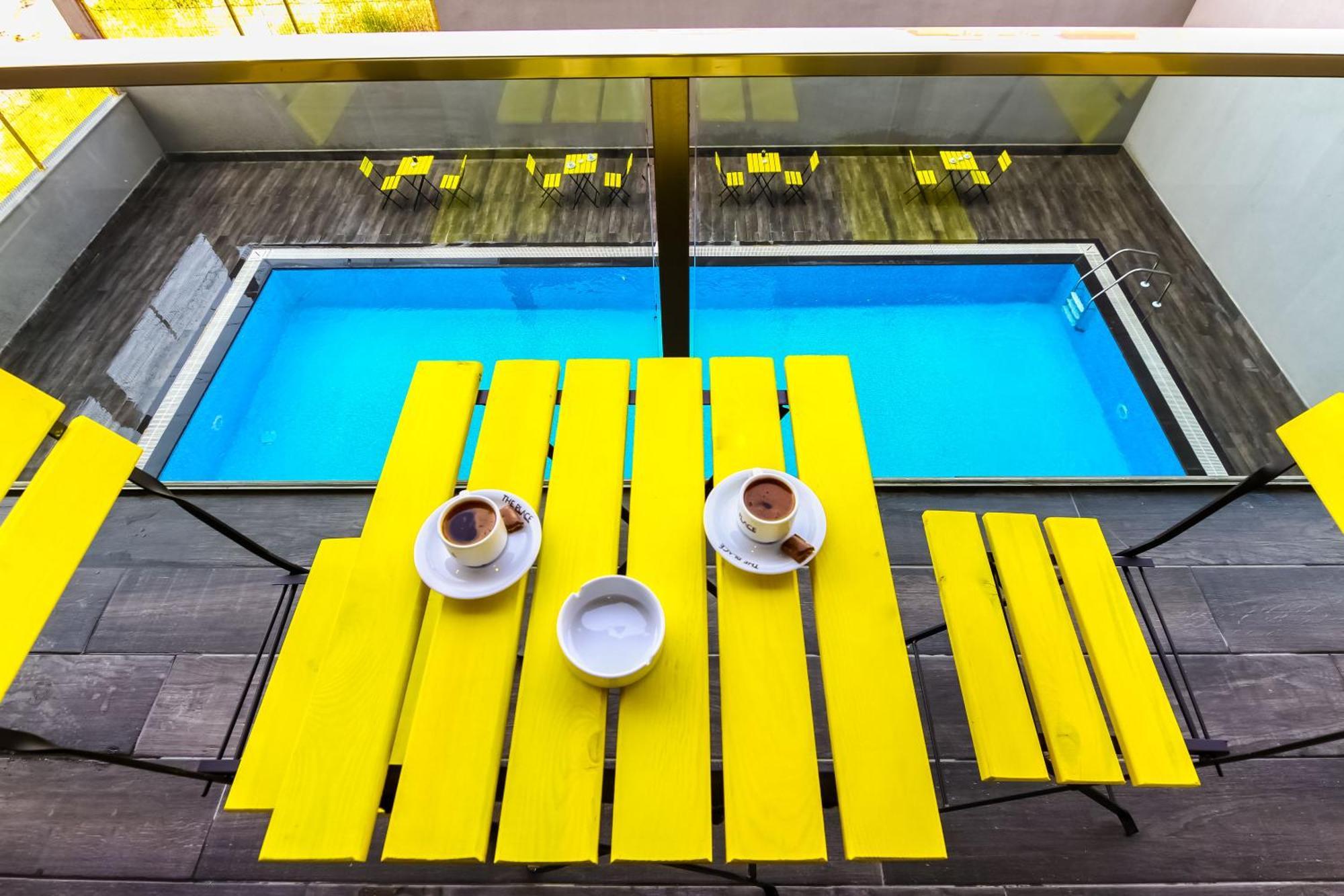 Aparthotel Atasehir The Place 2*