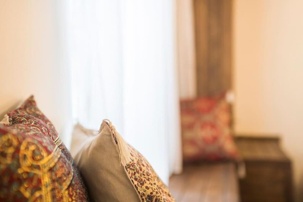 Beautiful 1 Bedroom Apt. W/ac 400 Meters Taksim Square *