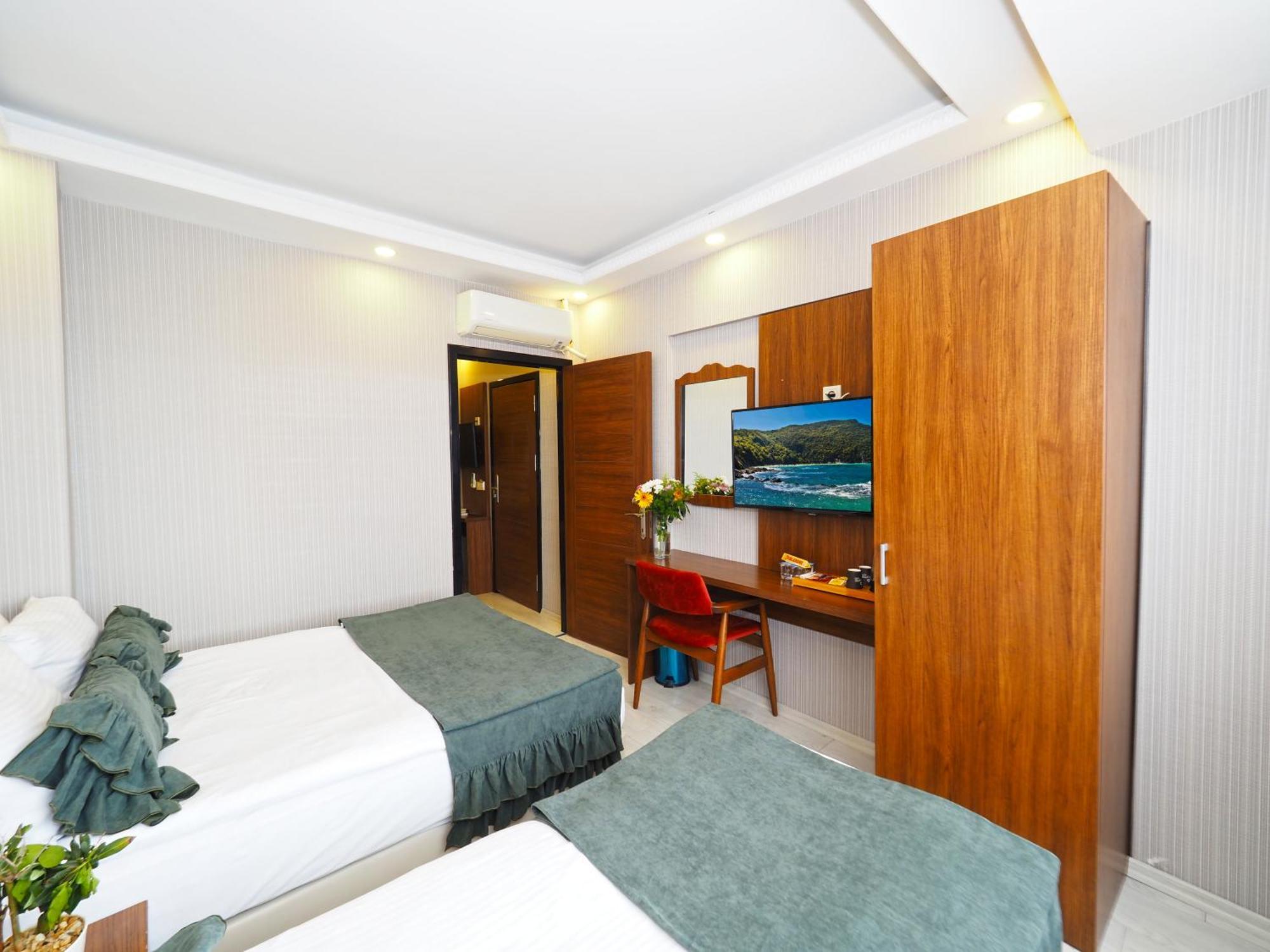 Nobel Old Town - Special Category Hotel