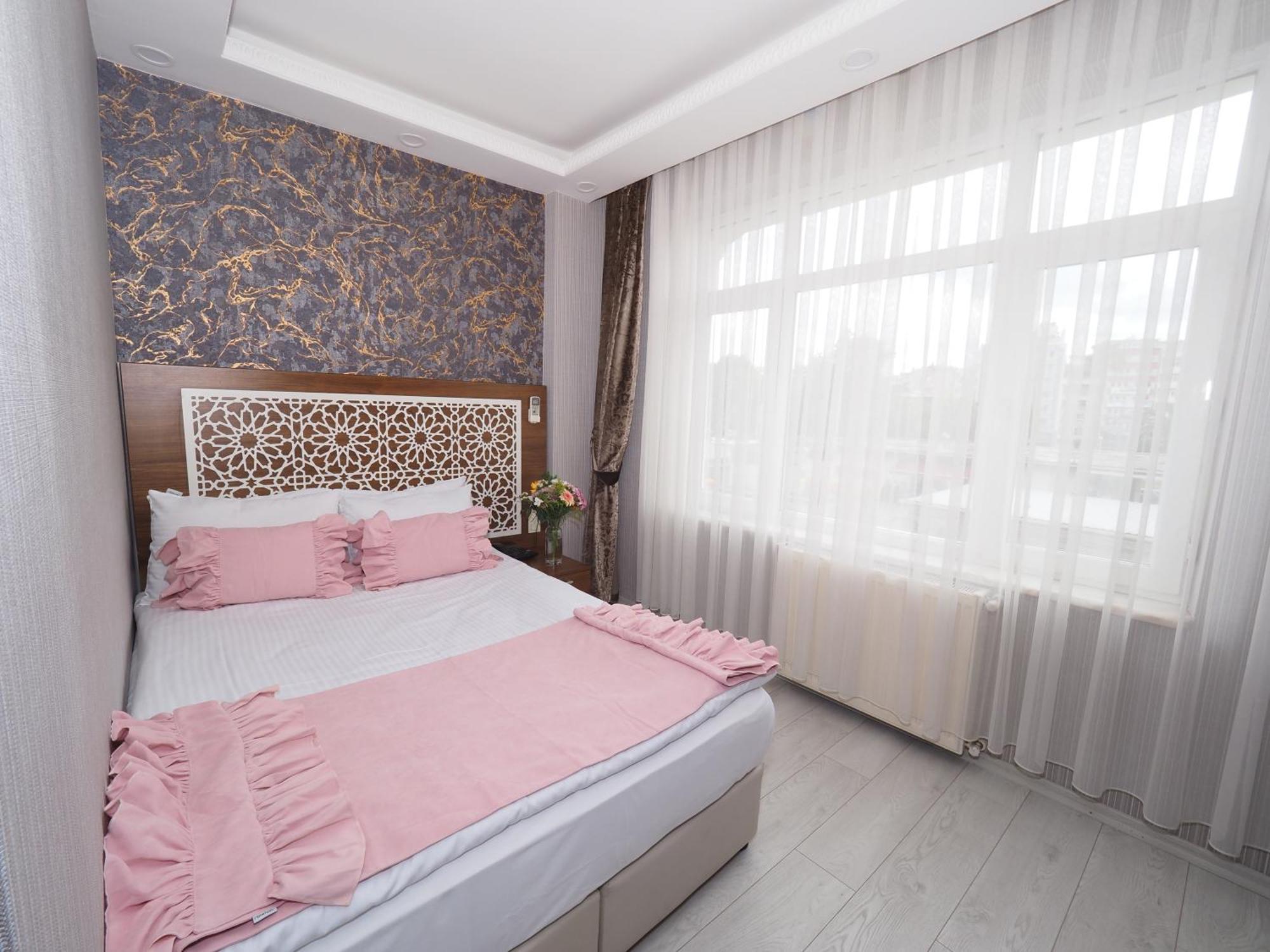 Nobel Old Town - Special Category Hotel 3*