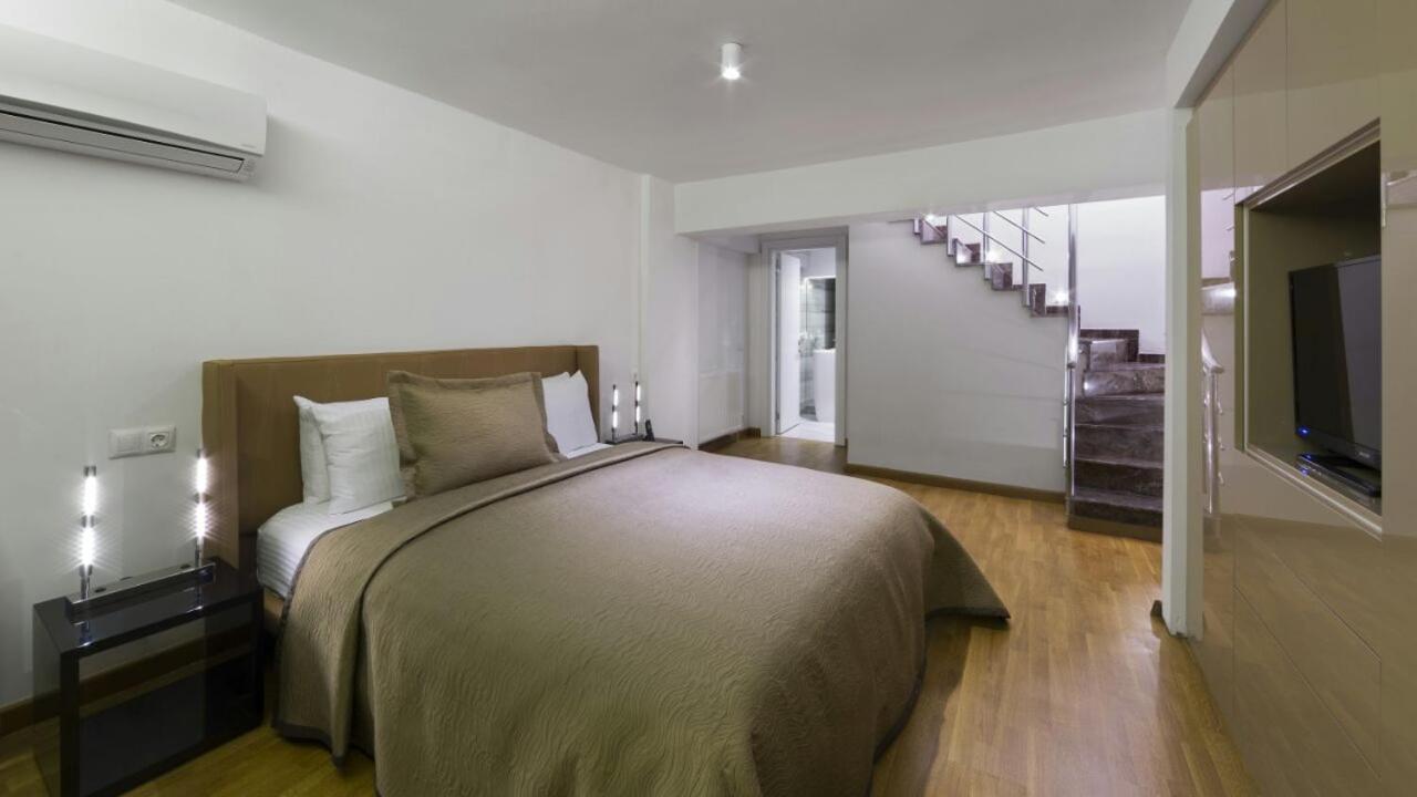 The Place Suit & Apartments