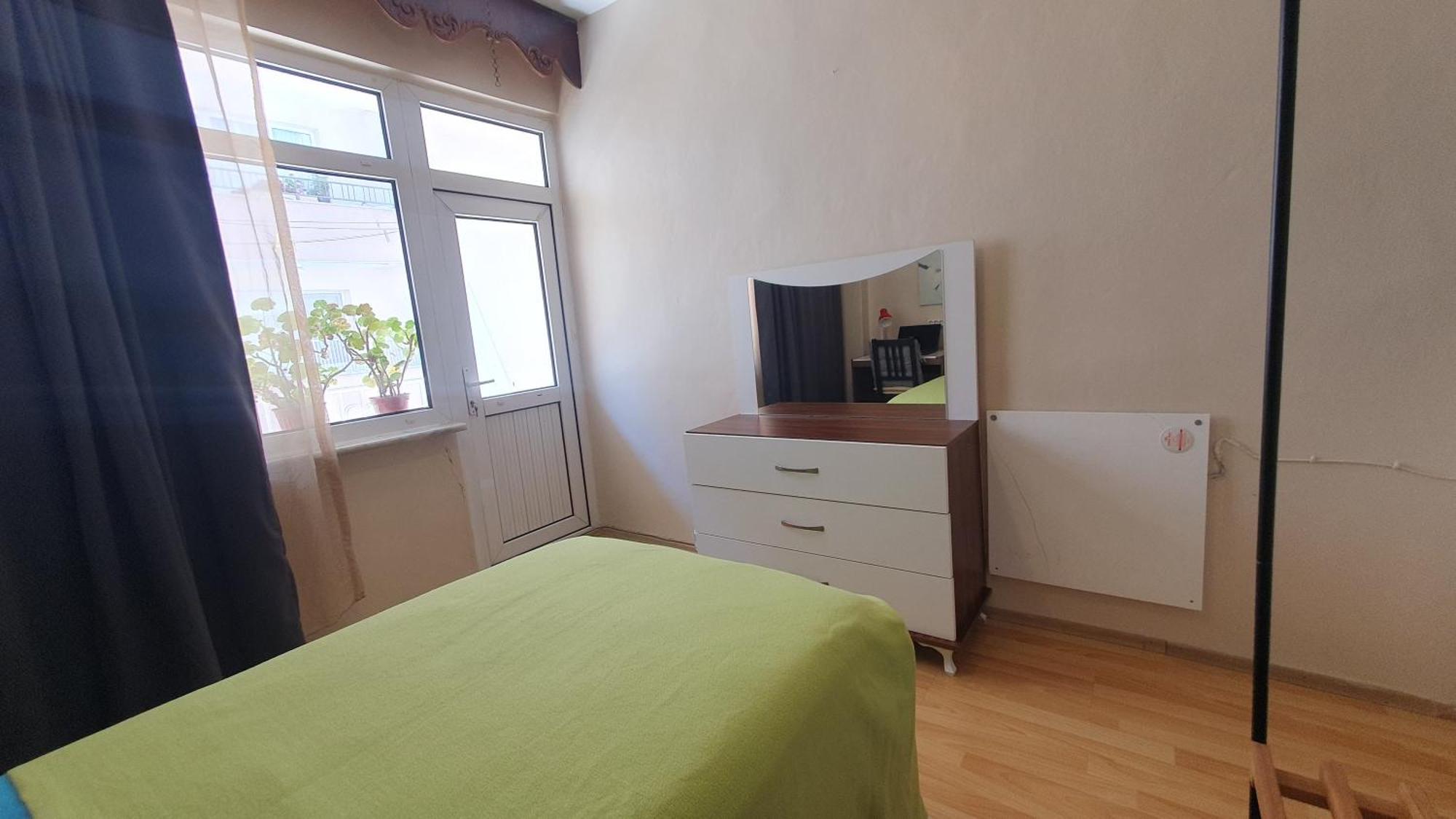 Privatunterkunft Feeling At In Center 5 Minutes Walk To The Atakoey Metro Station & Metrobus *