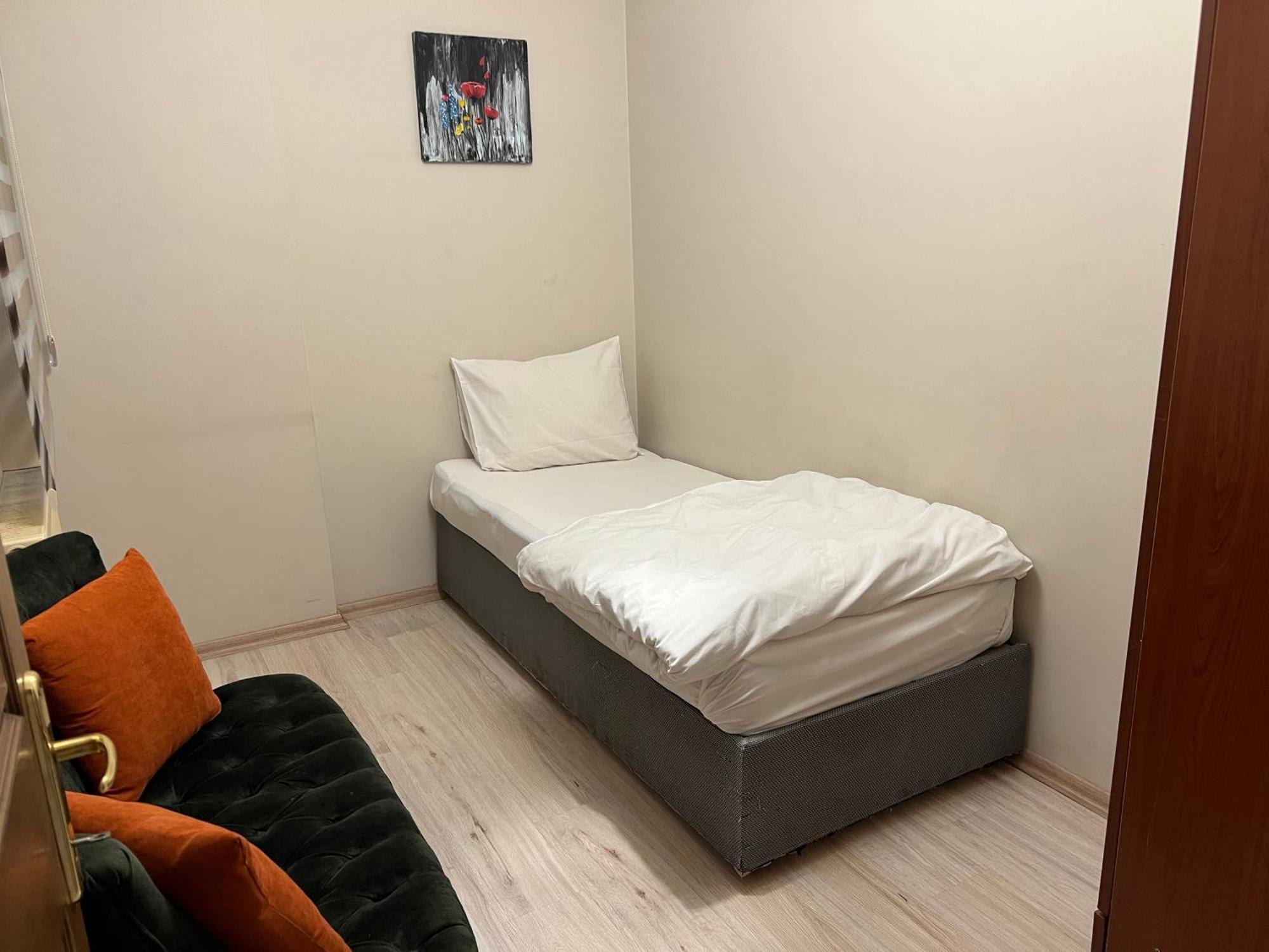 Sleep House Kadikoy Apartment