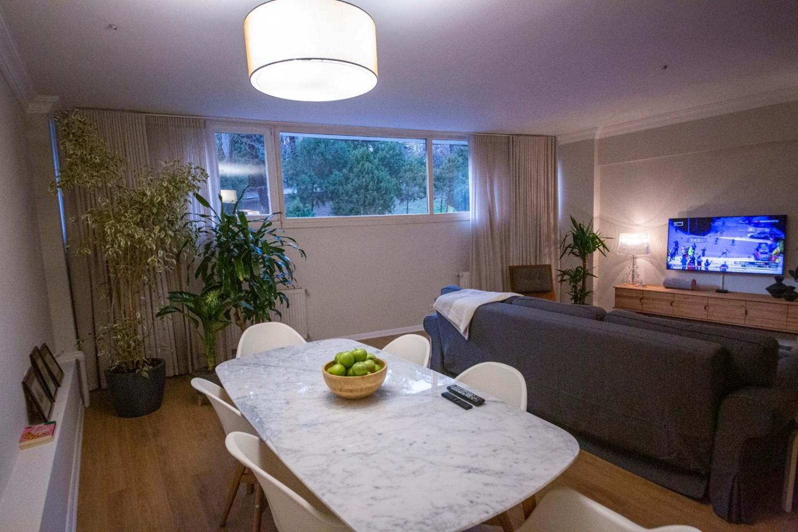 Spacious Luxury Flat In The Heart Of *