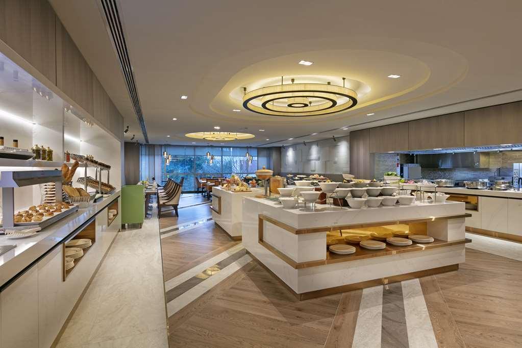 Titanic Port Bakirkoy 5* Istanbul