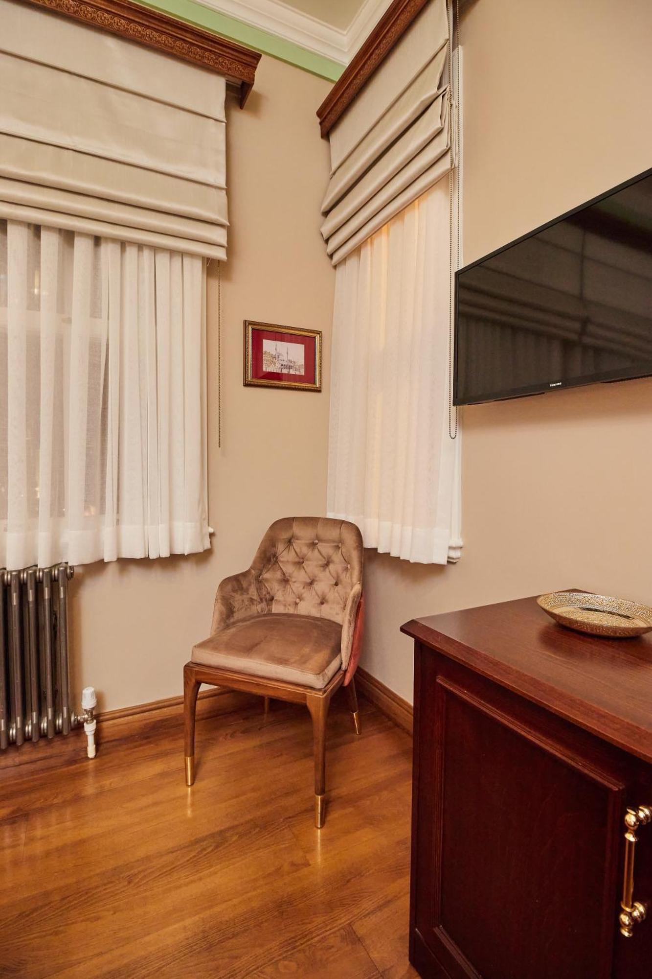White Palace Old Boutique 5*