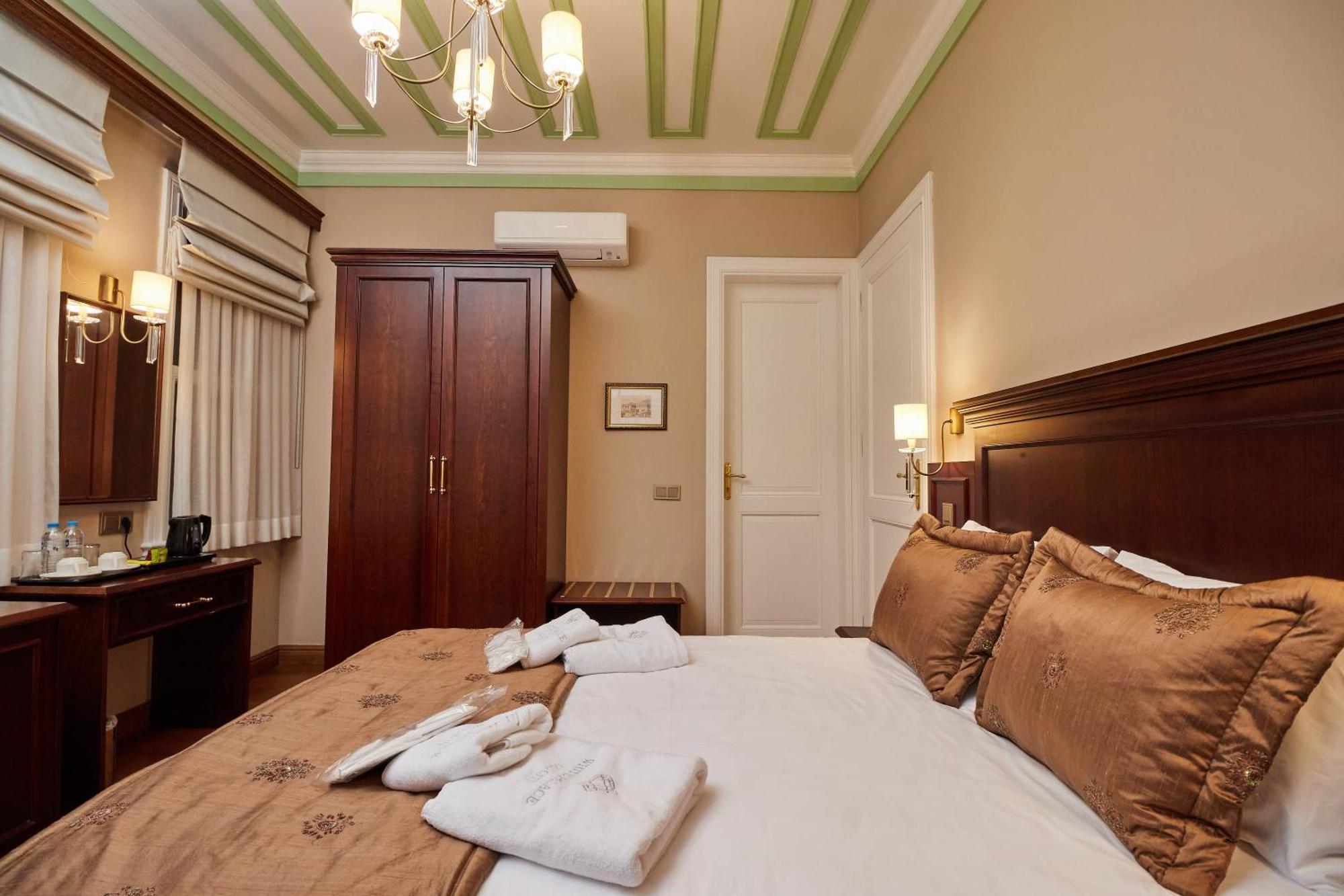 White Palace Old Boutique Hotel