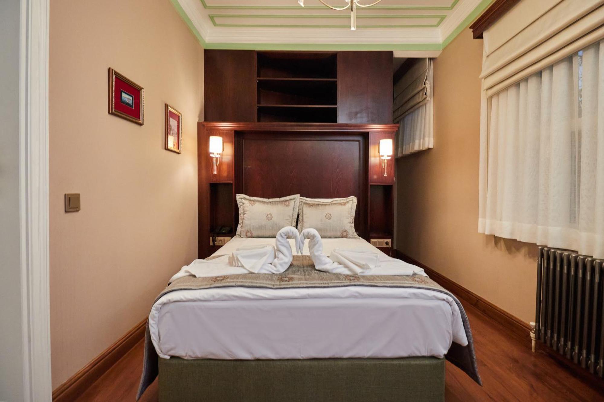 White Palace Old Boutique Hotel