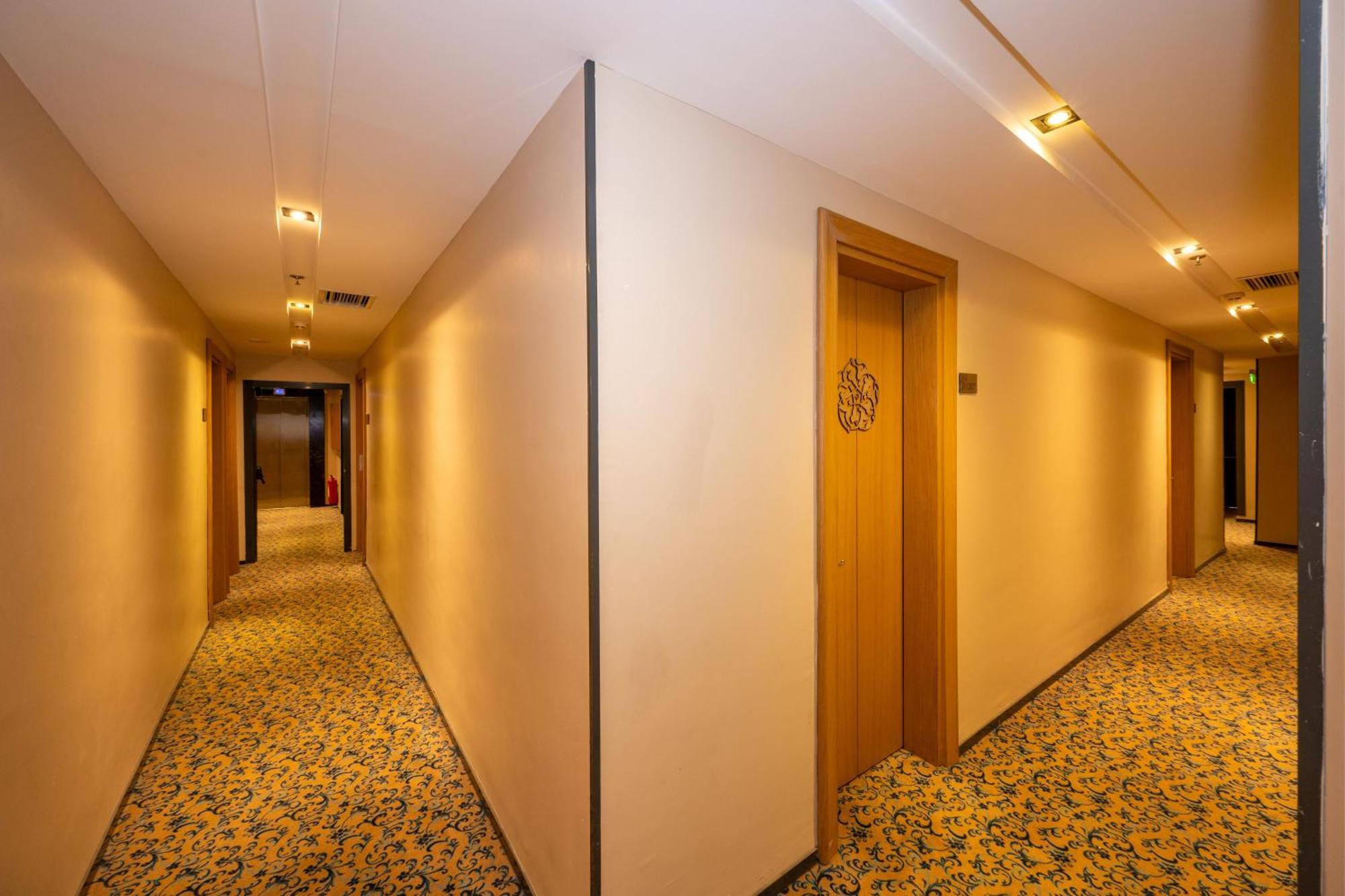Hotel Pera Tulip Hotel & Spa - Istanbul Taksim Pera City Center 4*