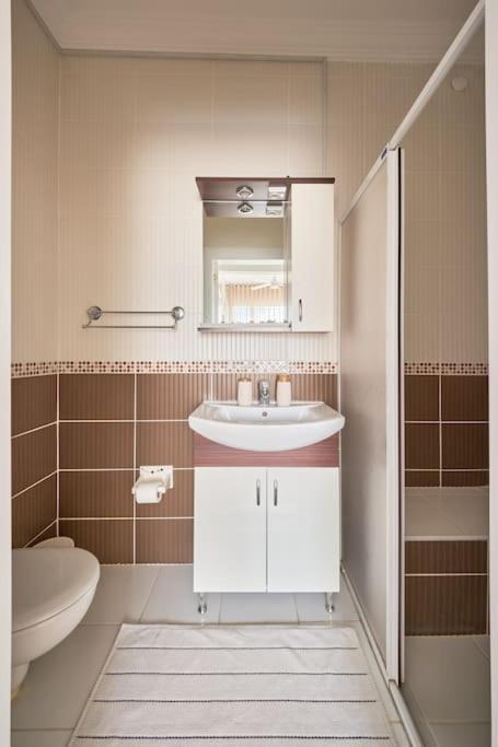 Luxury With Bosphorus View In Sariyer! Apartment *