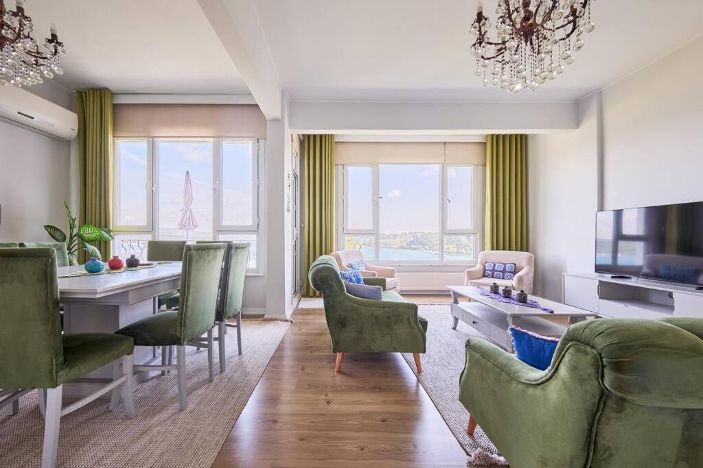 Luxury With Bosphorus View In Sariyer!