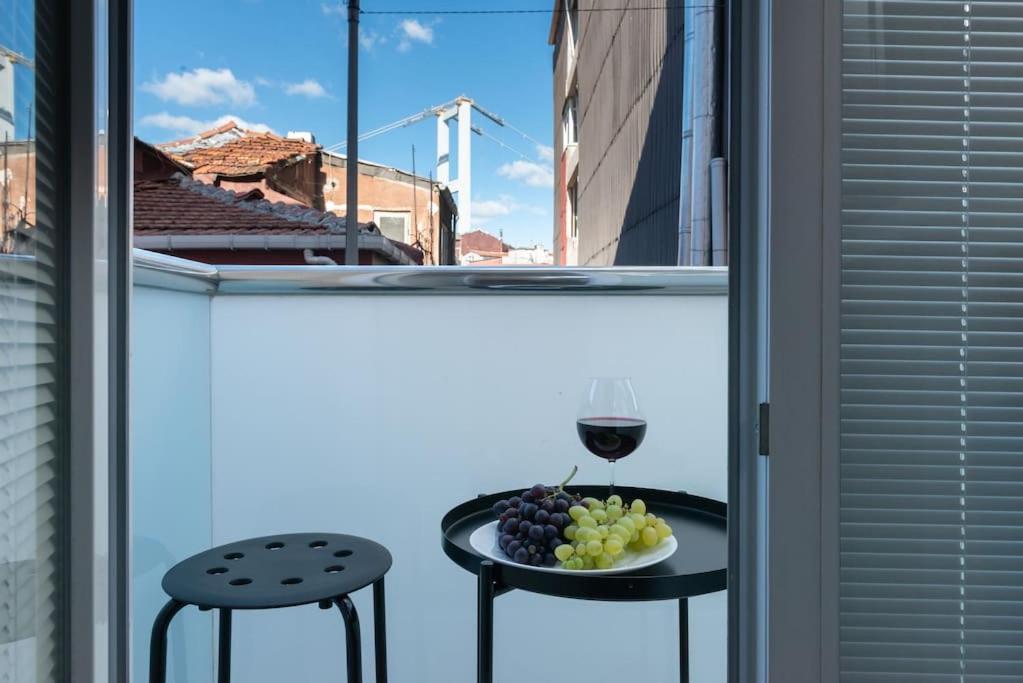 The Of The Bosphorus & Comfortable Apartment