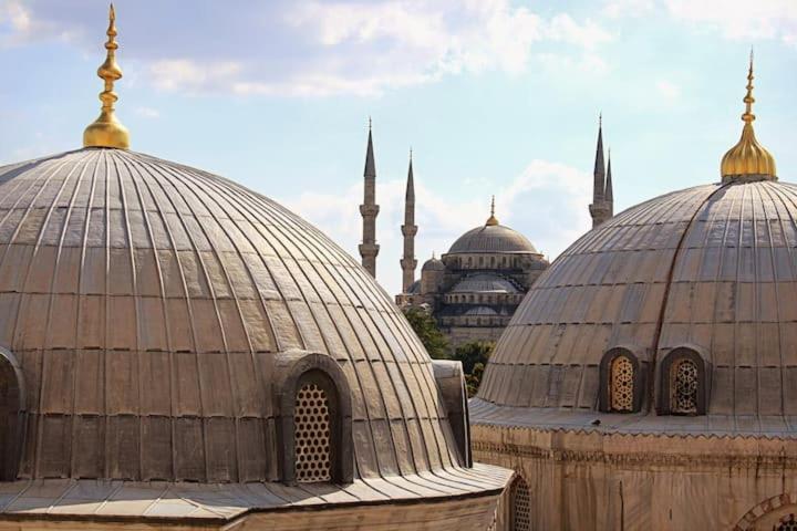Estampolis Istanbul