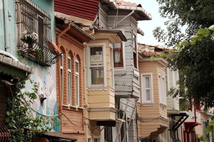 Estampolis Homestay