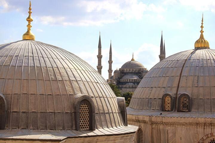Estampolis * Istanbul