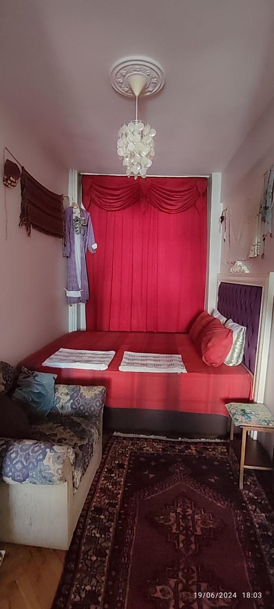 Nur Abuzer Yegin Apartment