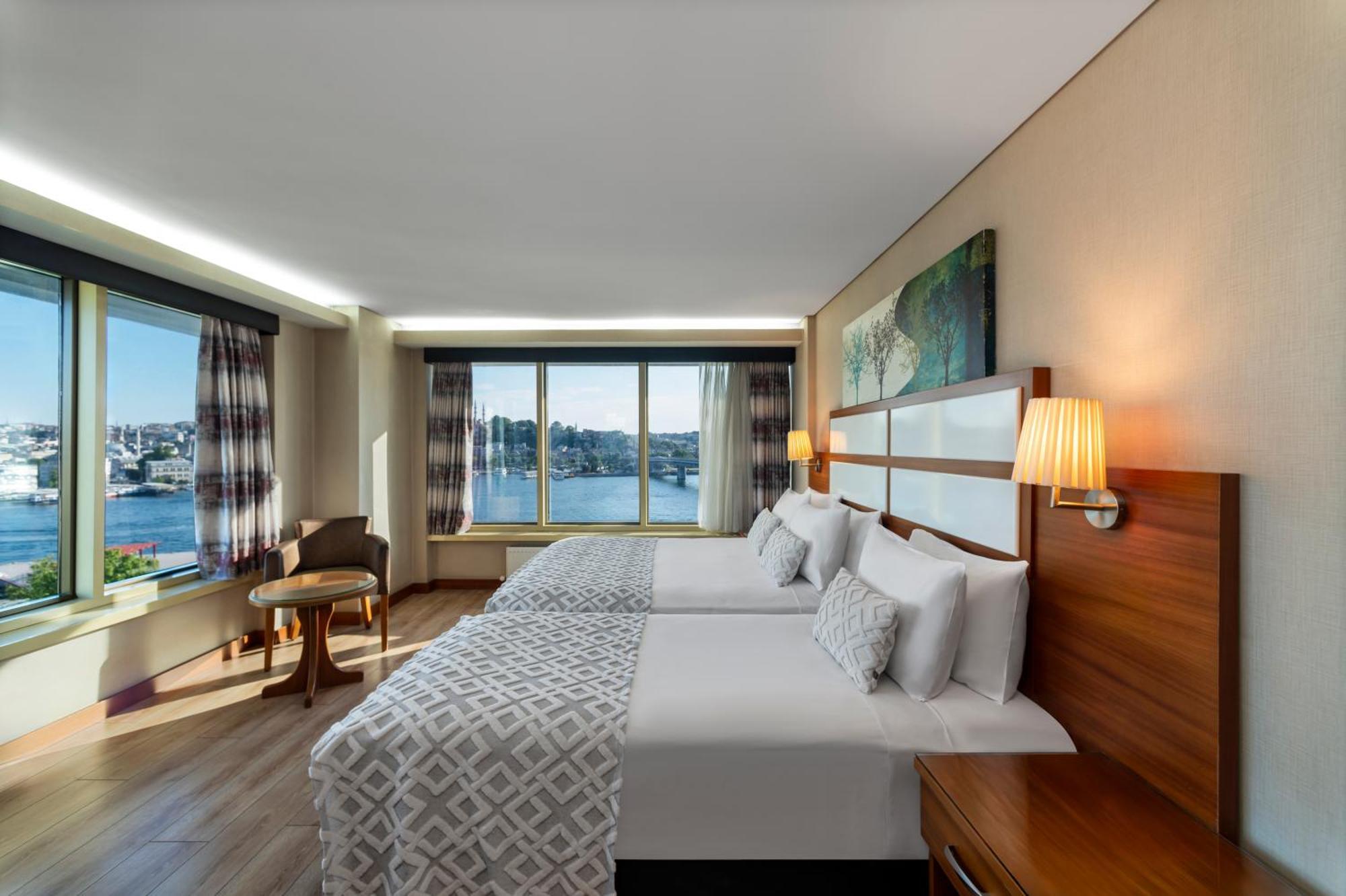 Golden Hotel 4*