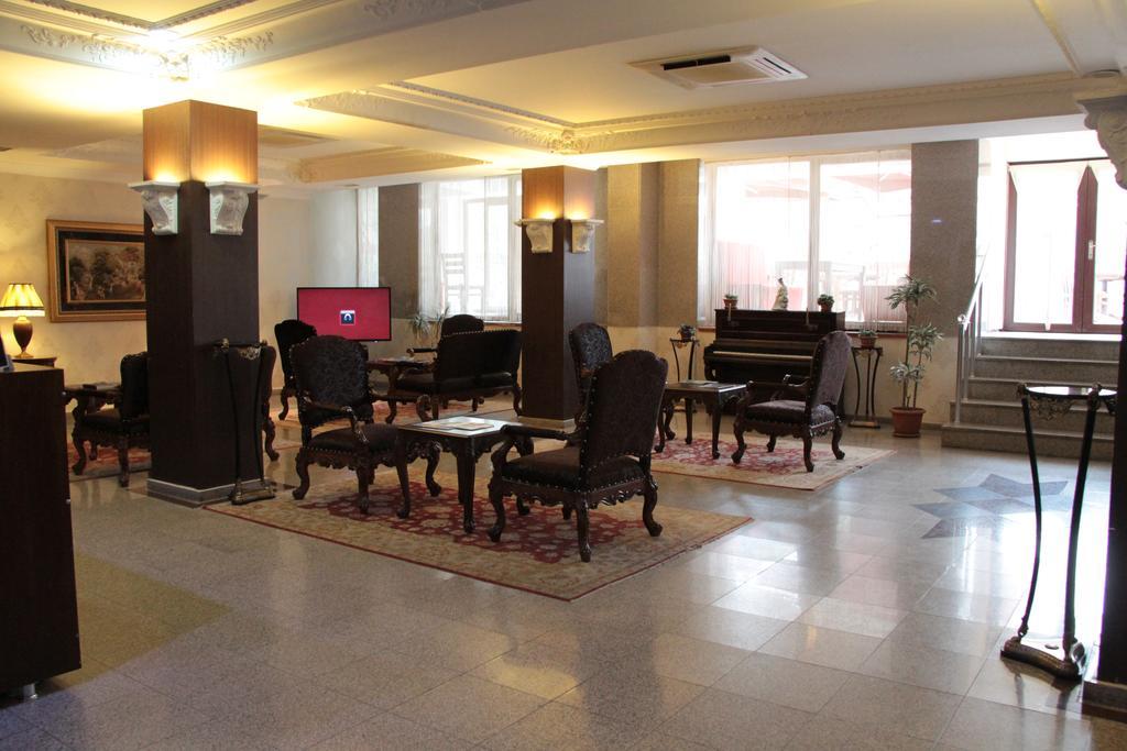 Bed & Breakfast Florya Konagi 2*