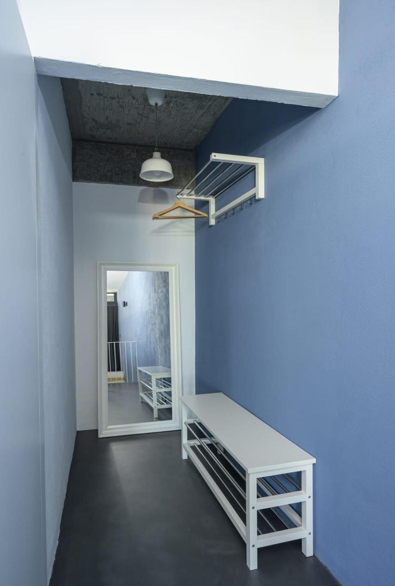 Bright Modern Design New Duplex Loft Patio! #145 Hotel