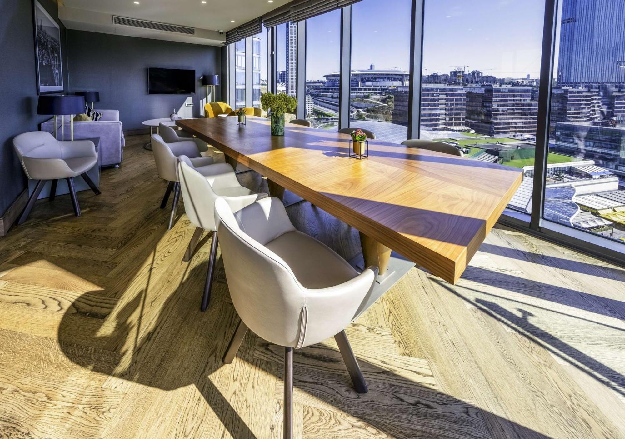 Radisson Collection Hotel, Vadistanbul 5*
