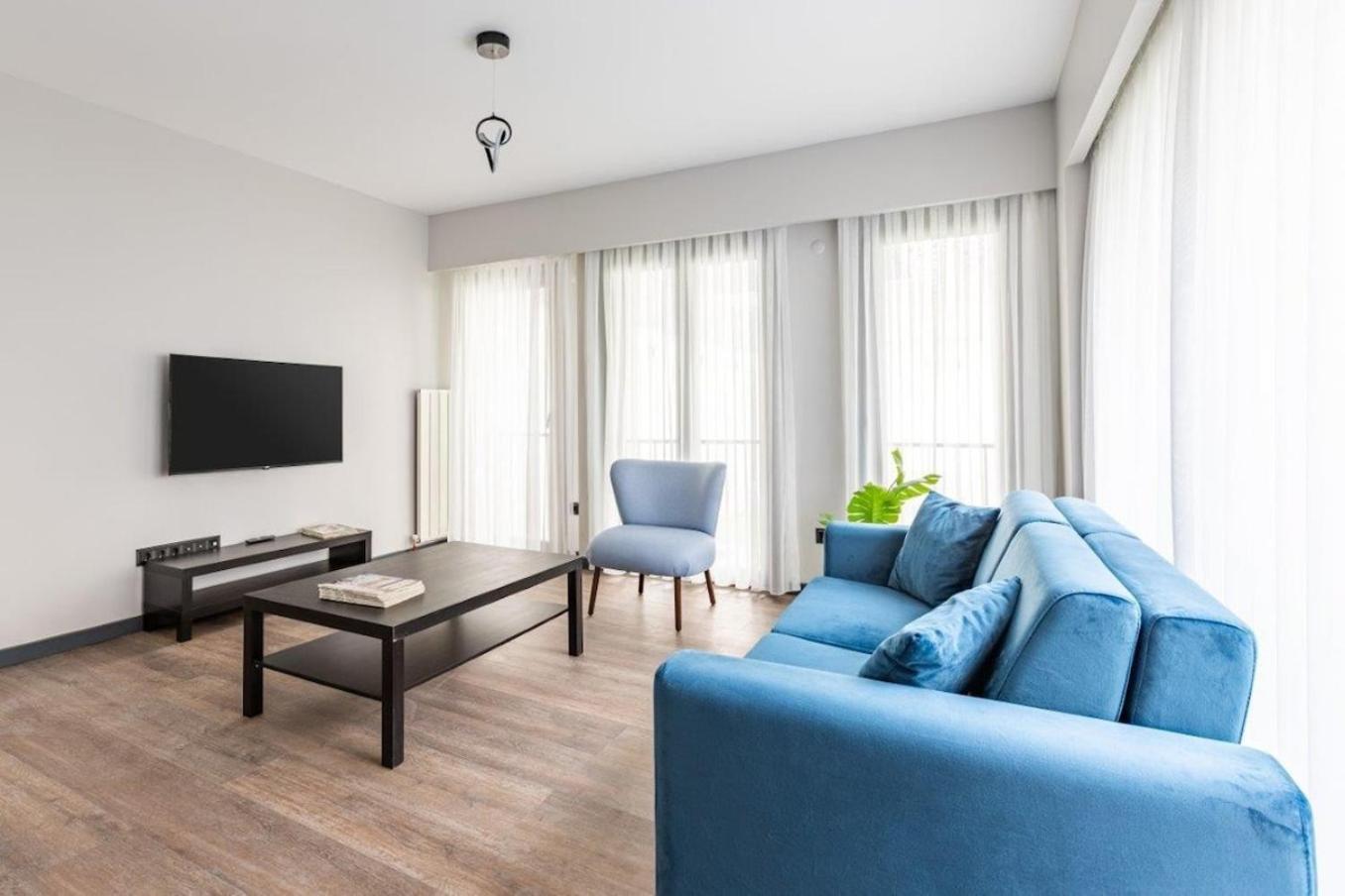 Brand New Duplex Wparking 2bd2bath #336 Apartment