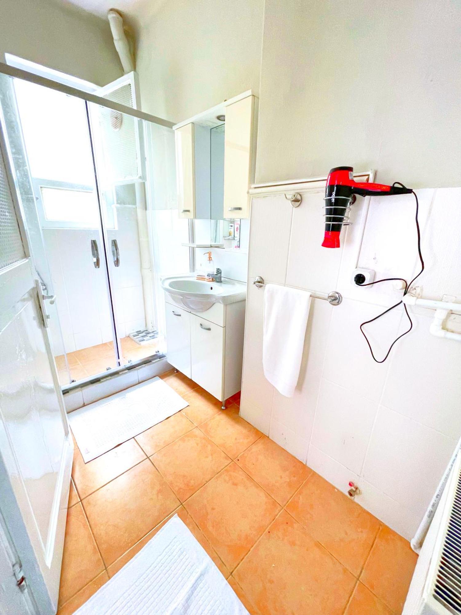 Hkn Large Four-bedroom House In A Location2 Aparthotel Istanbul