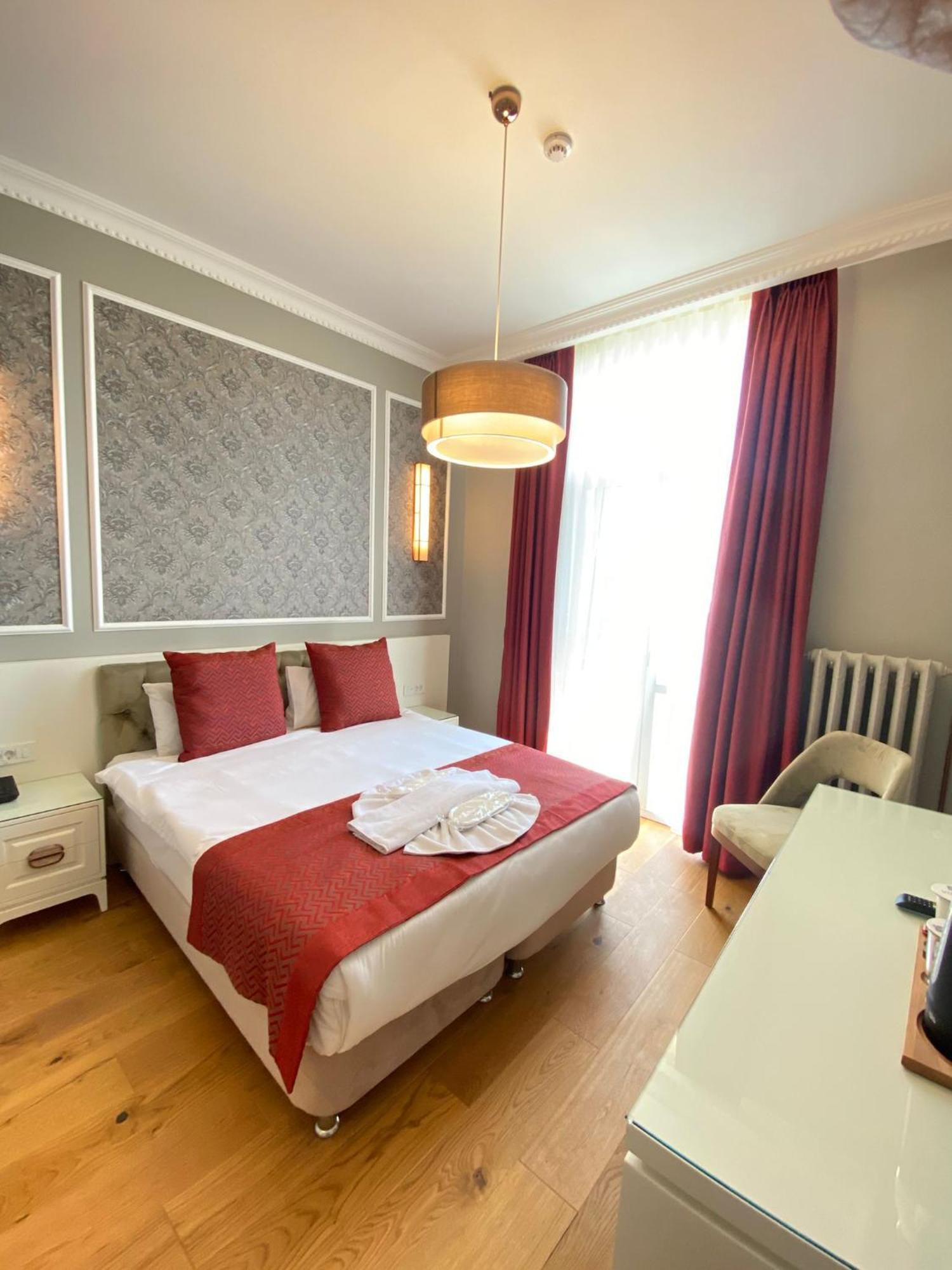 Triada Taksim - Special Category 4*