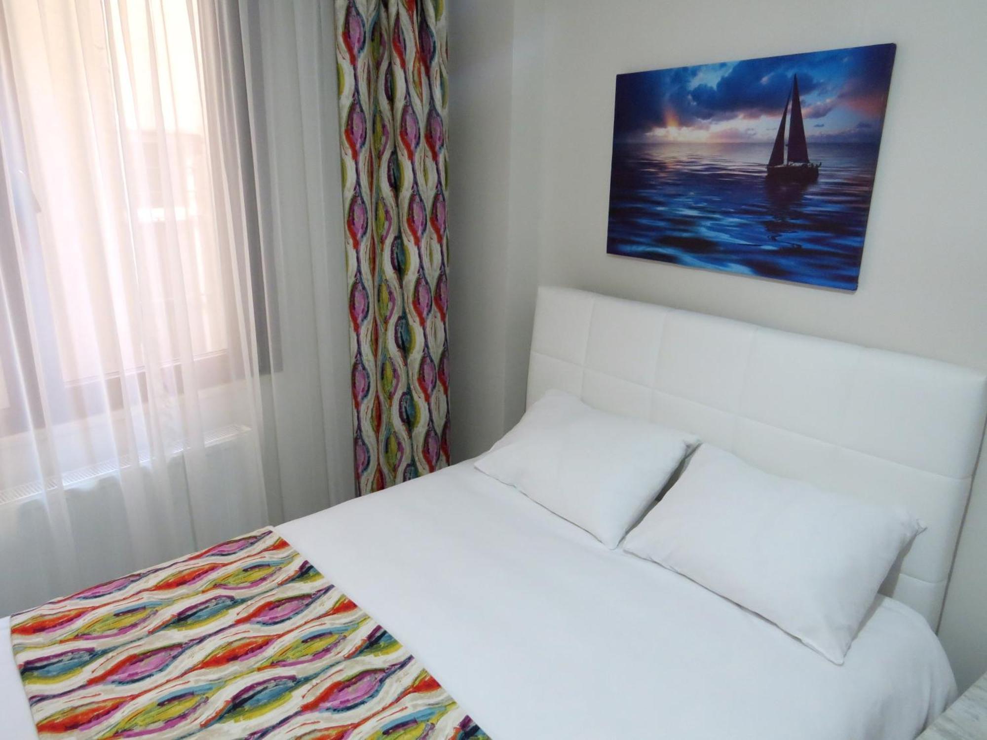 Istanberry - Paradise Two Bedroom Aparthotel *