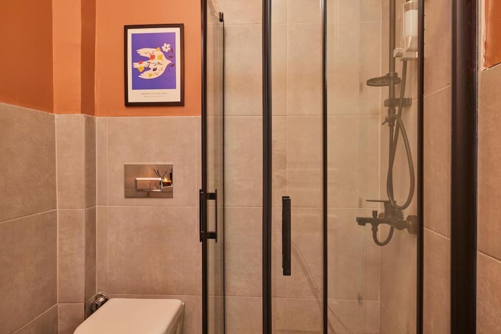 Apartment Stunning 3br 2bath Ac In Center - Santurd4 Istanbul