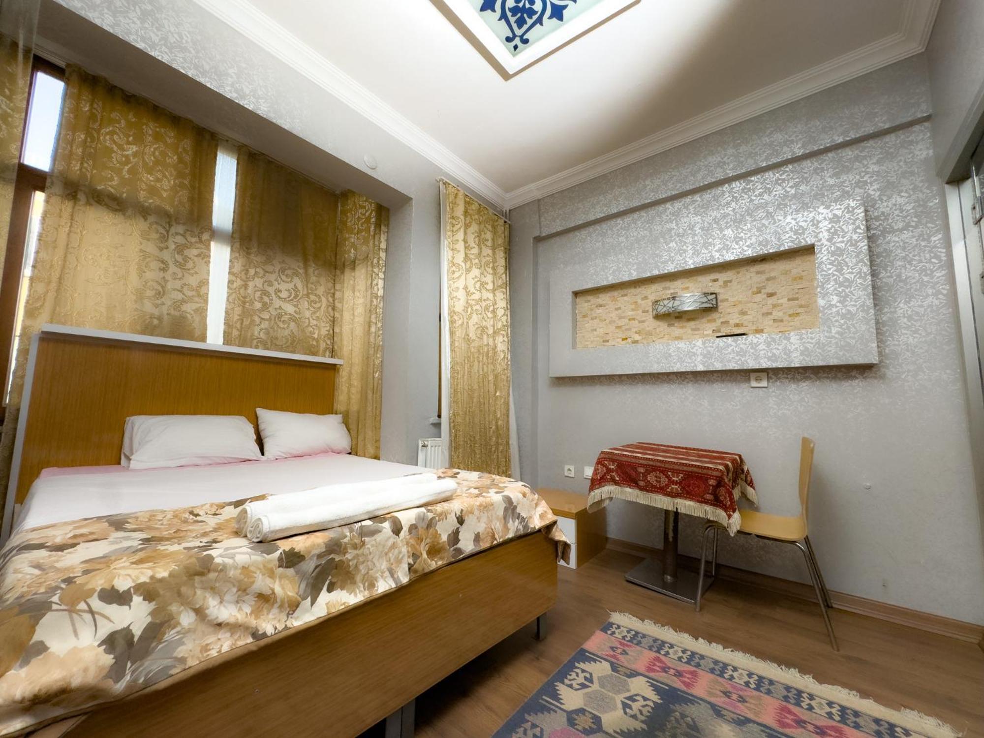 The New Season Hotel *