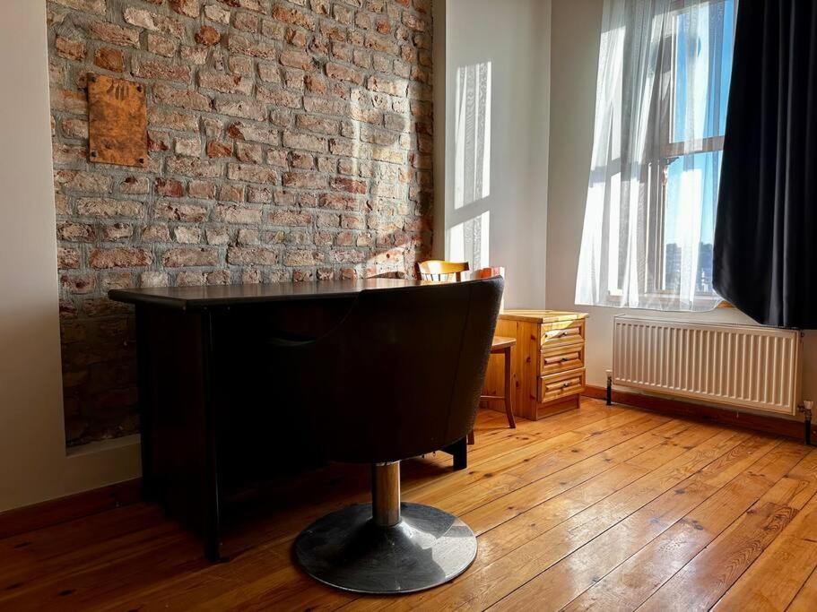 2br, 2ba 3rd Floor Of Historical Building, Galata Istanbul