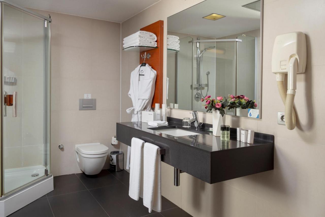 Hotel Nippon 4*