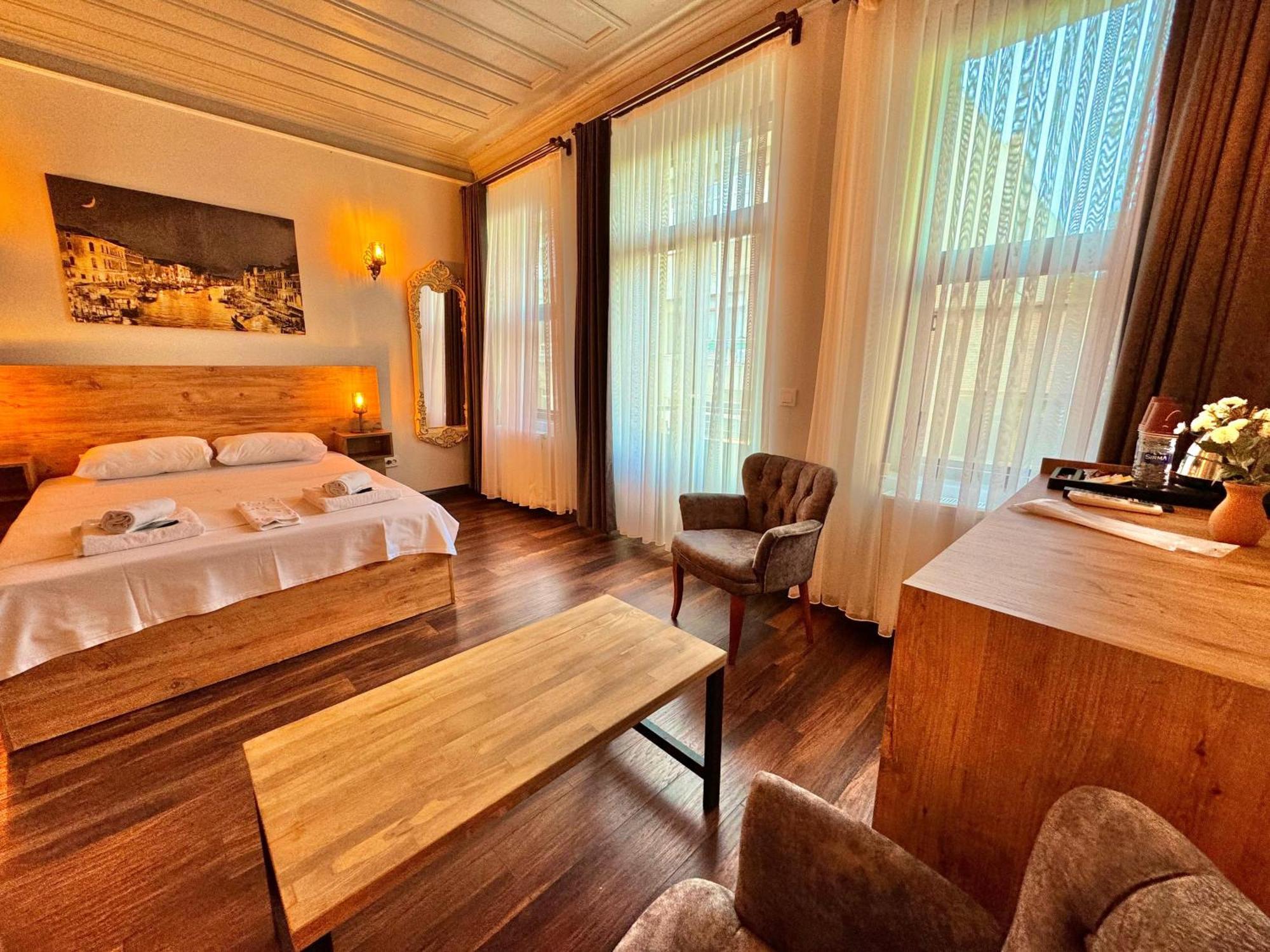 Hotel Kadikoey 3*