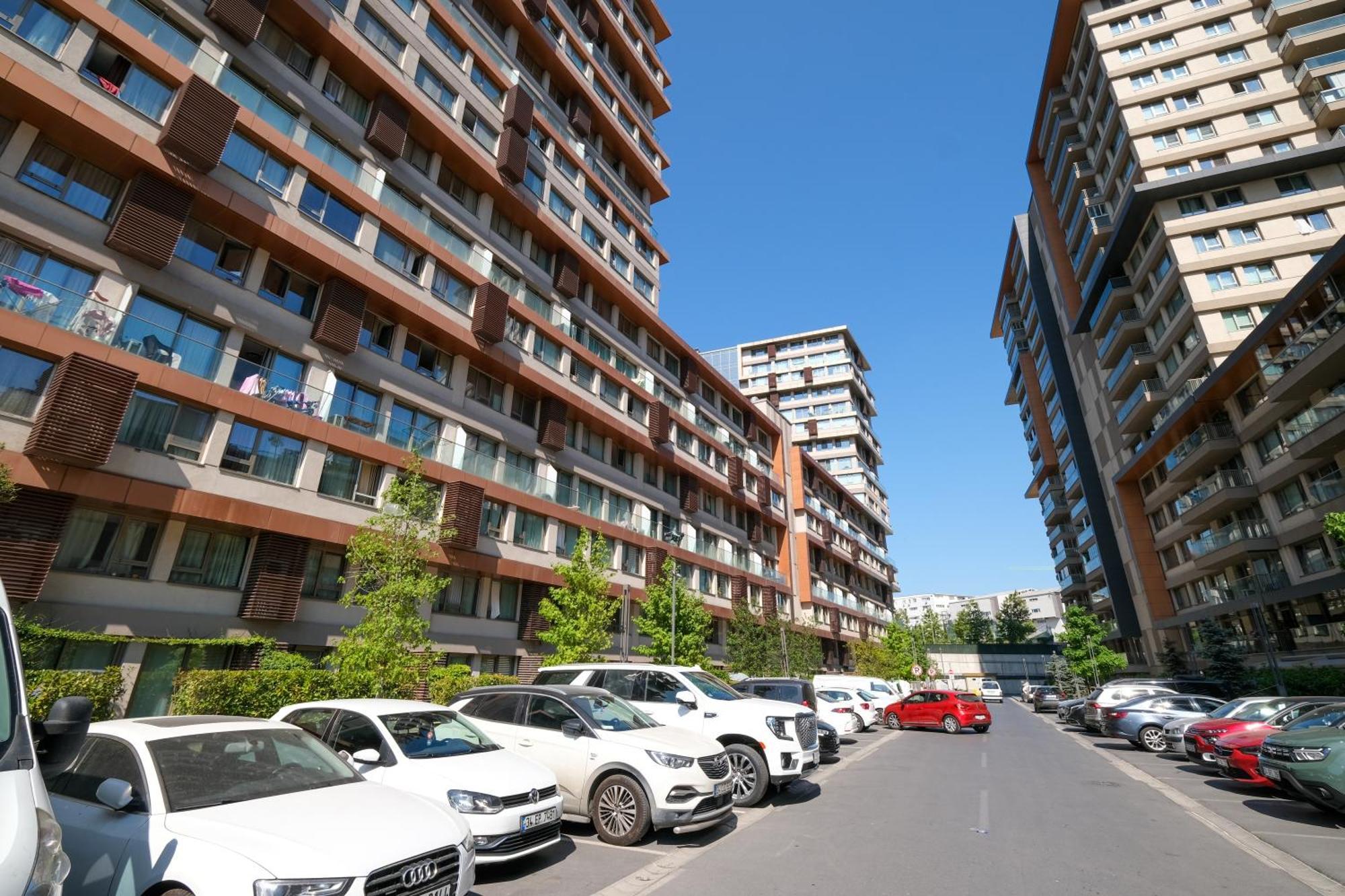 Otel Plushome