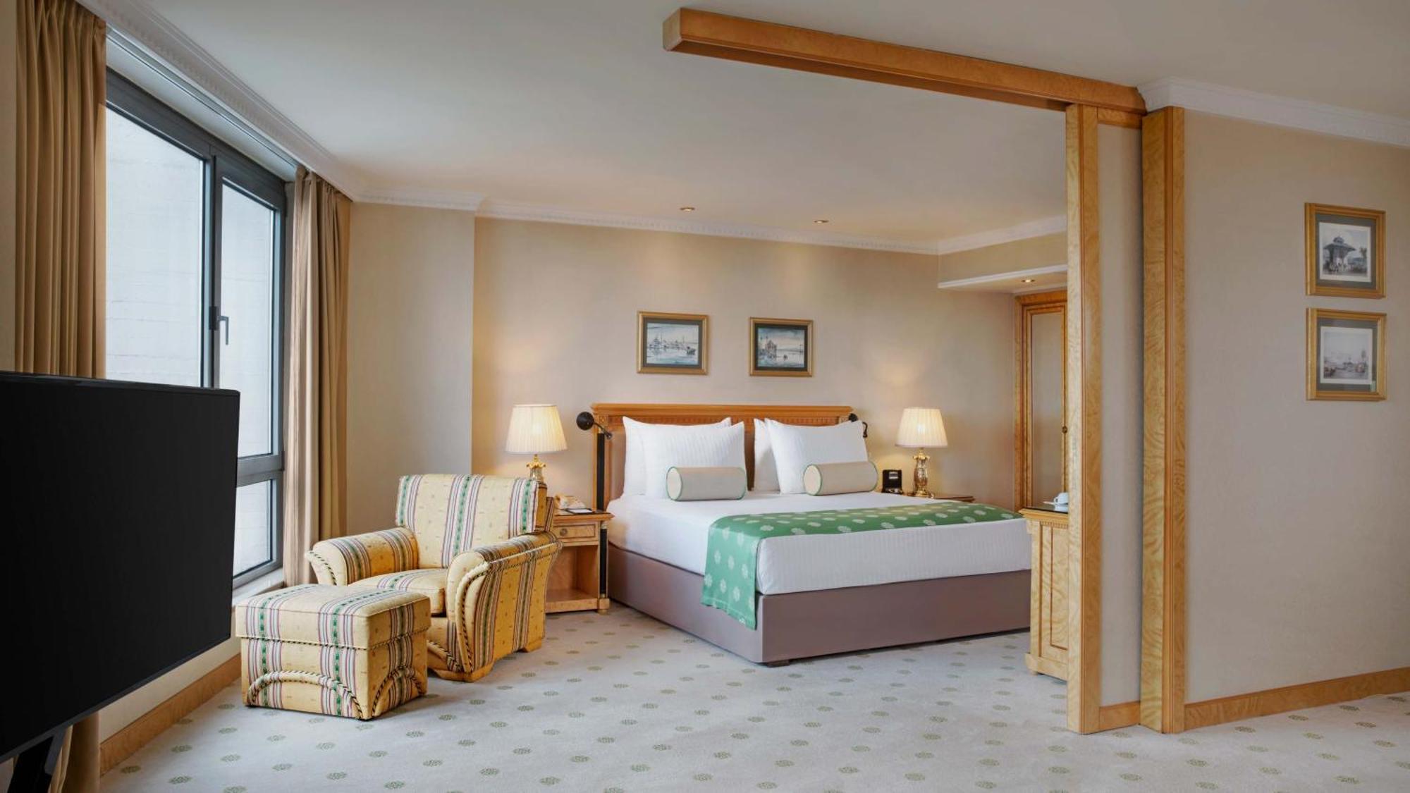 Intercontinental By Ihg Hotel