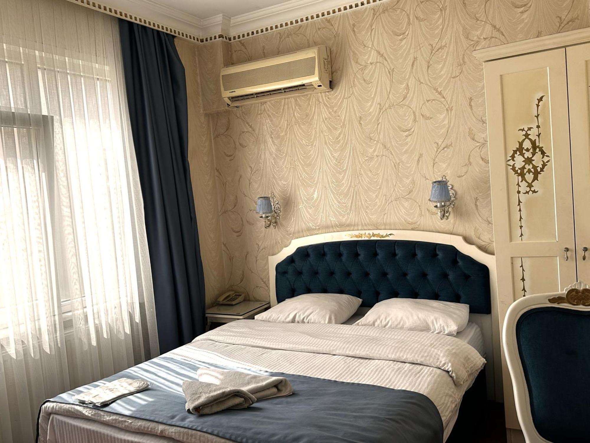 Otel Taxim Alyon - 3*