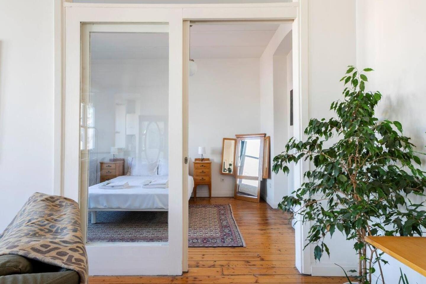 Bright Charming 1-bed Home-heart Of Taksim! #365 Istanbul