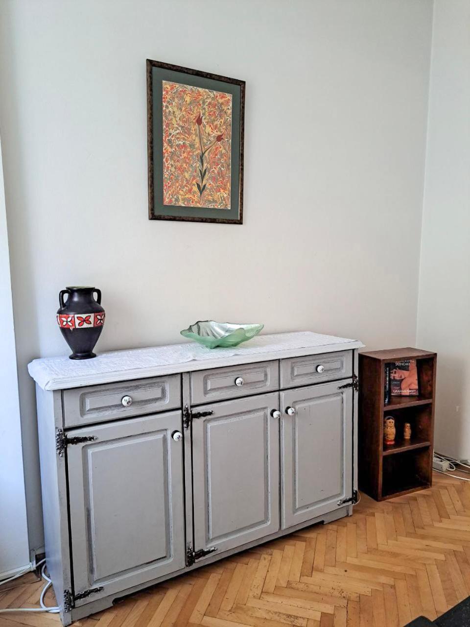 Spacious And Bright - Dirim House