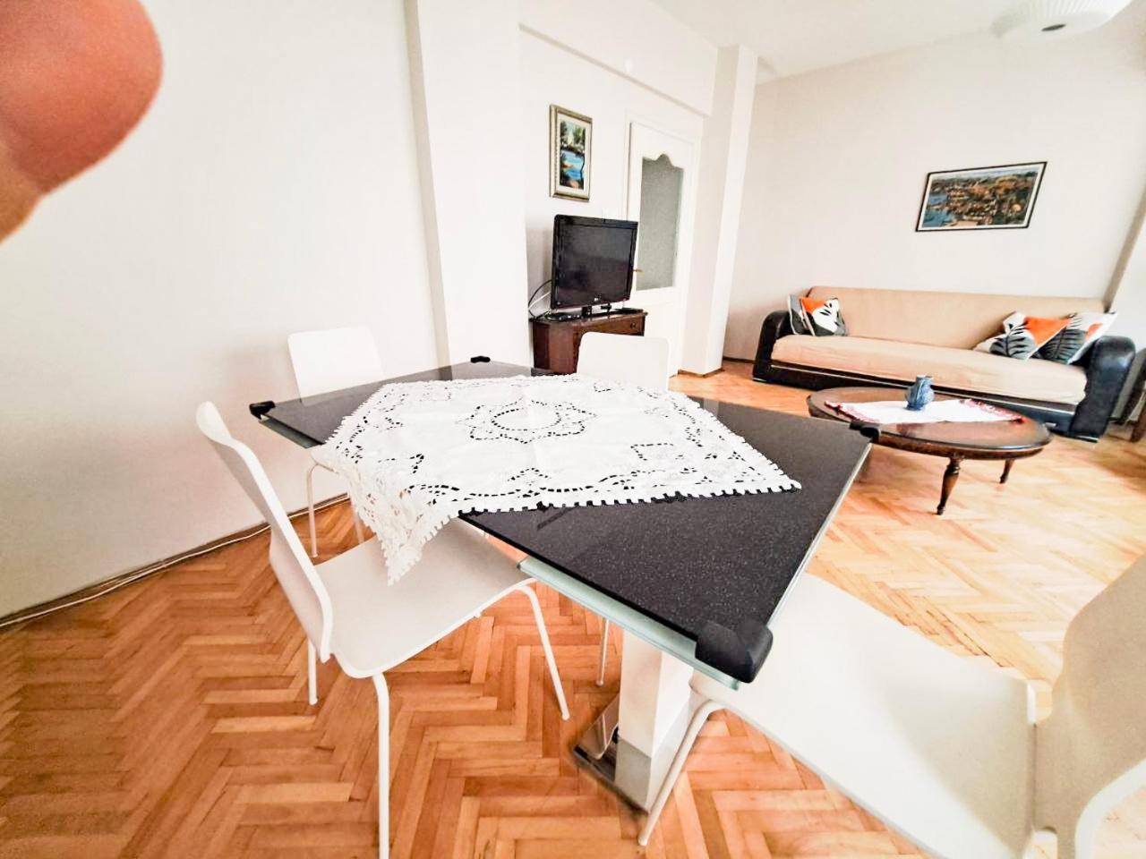 Spacious And Bright - Dirim House *
