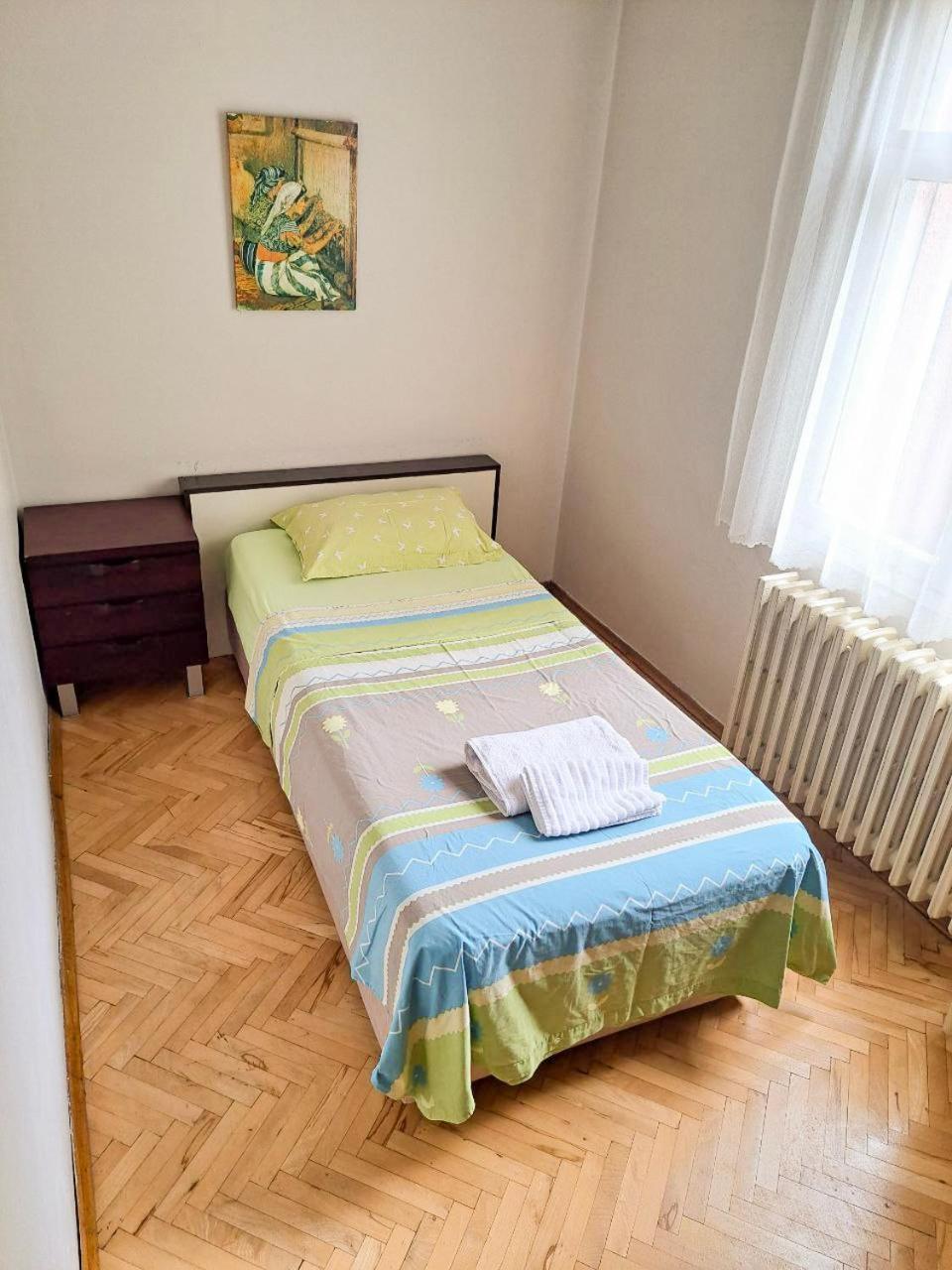Spacious And Bright - Dirim House