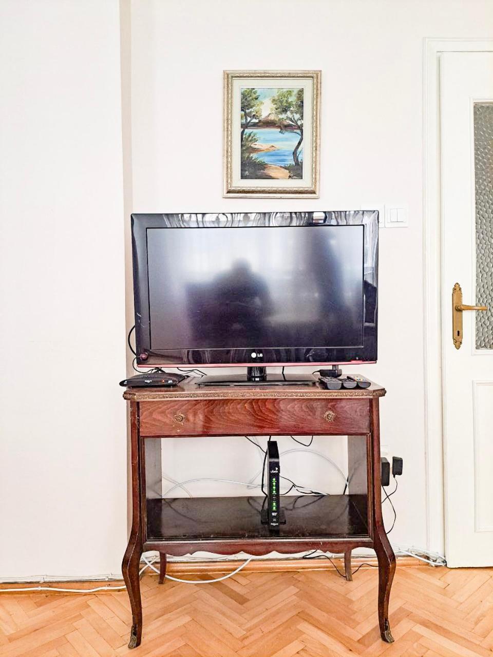Spacious And Bright - Dirim House Apartment *