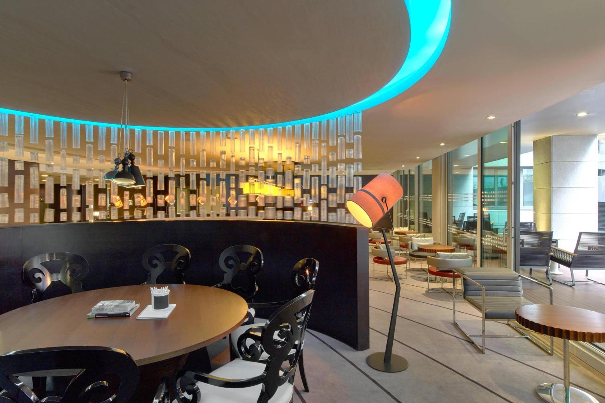 Le Meridien Etiler 5*