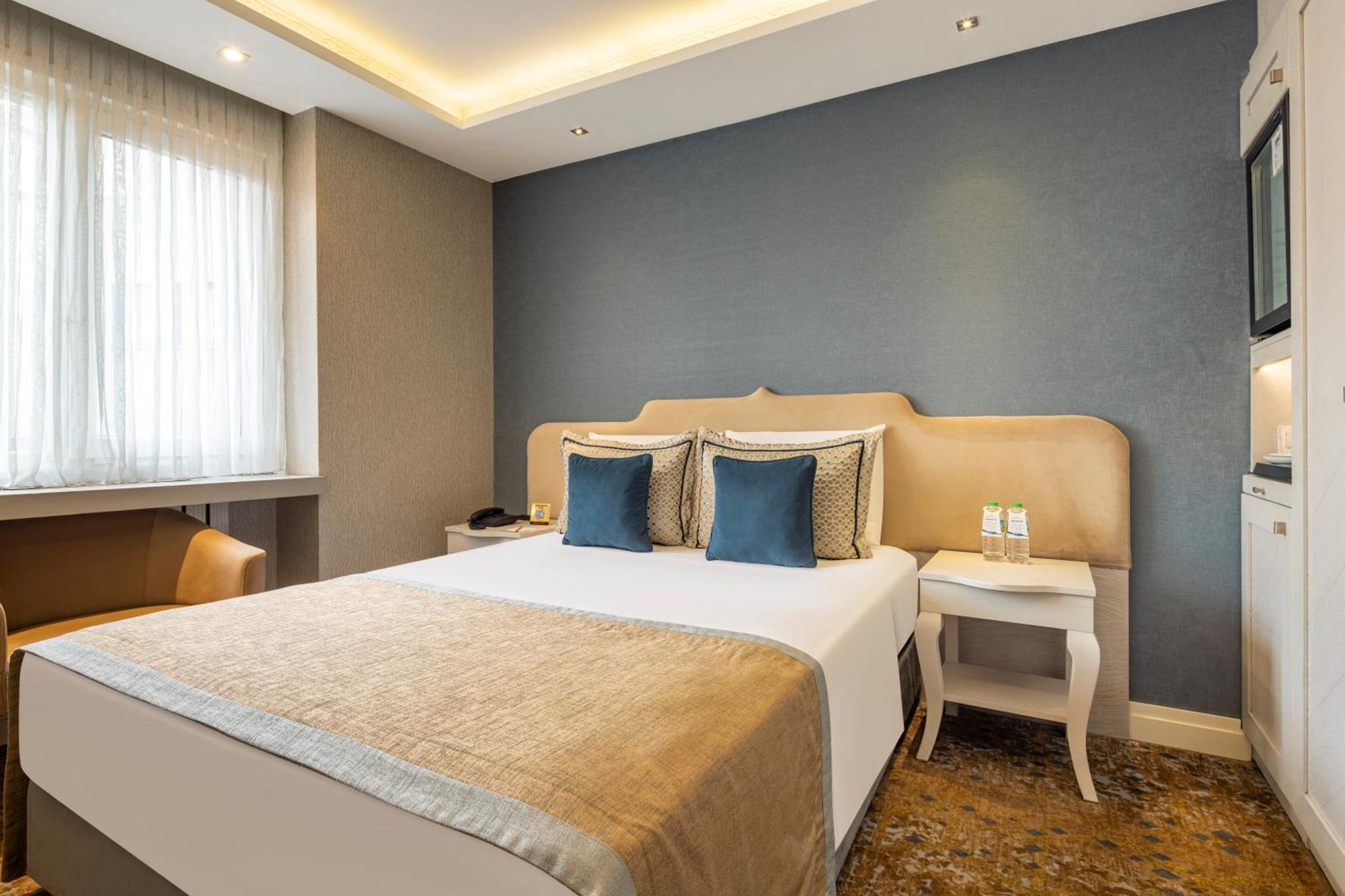 Zurich Old 4*
