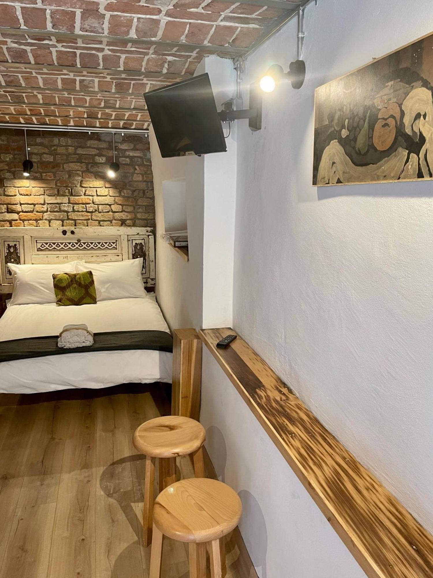 Heristage Aparthotel