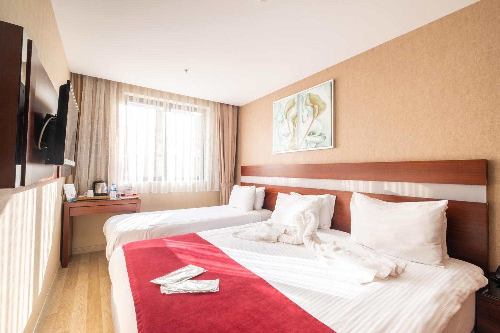 Clover Sisli Hotel