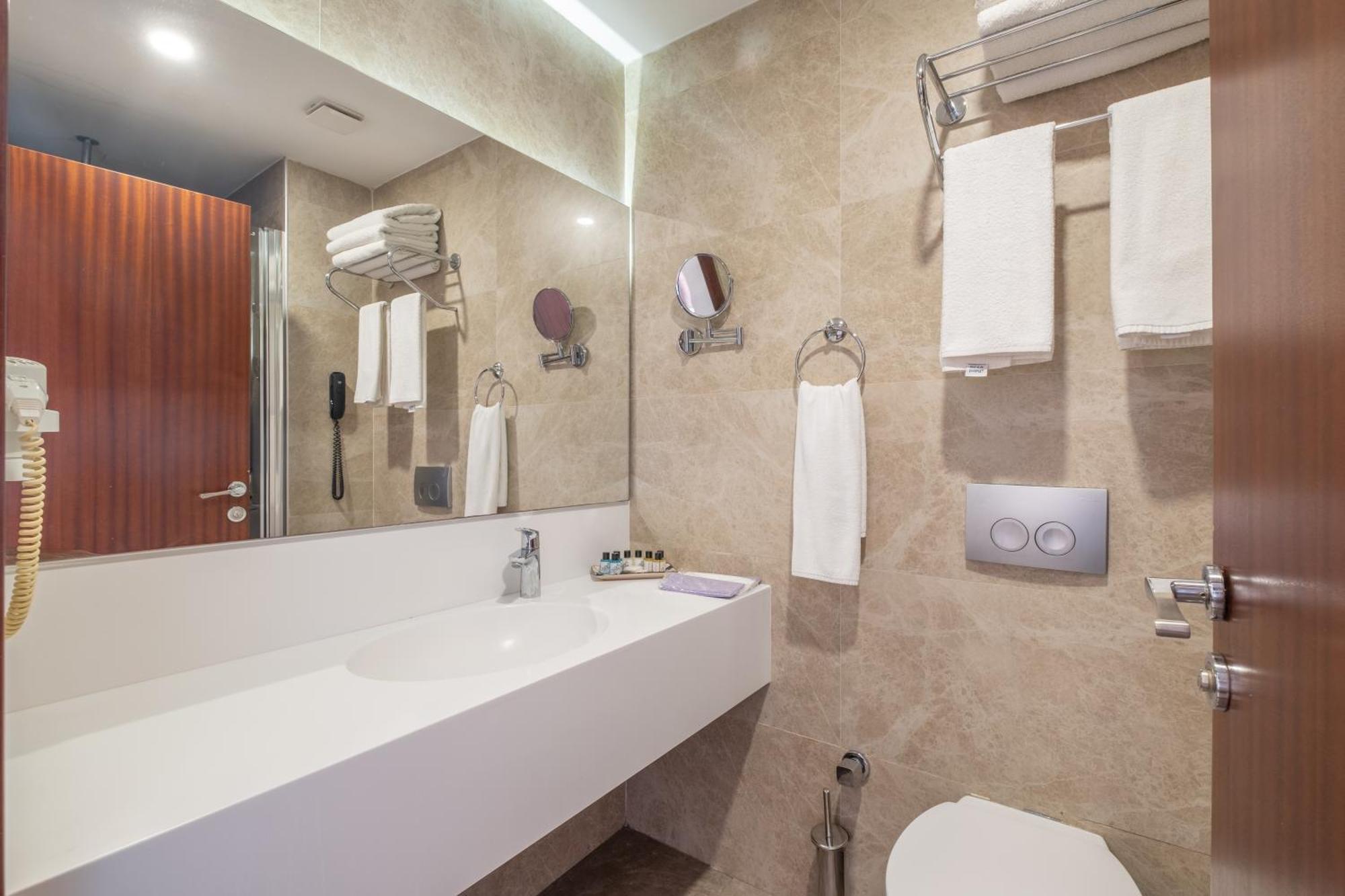 Clover Sisli