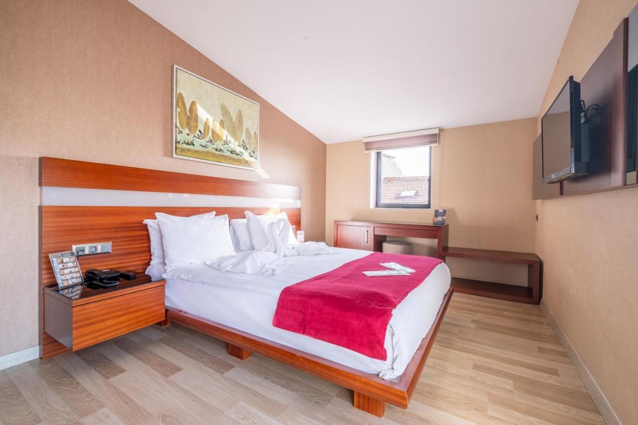 Hotel Clover Sisli 4*