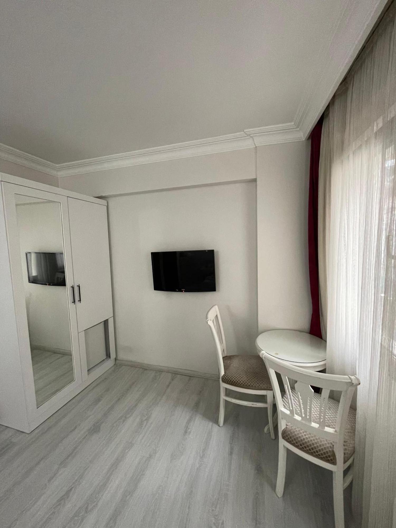 Nacre Boutique Hotel 3*